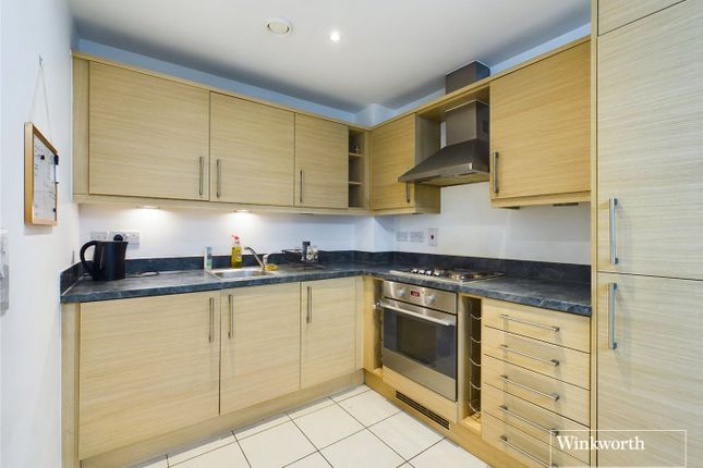 Azure Court, Kingsbury NW9 1 bed apartment for sale