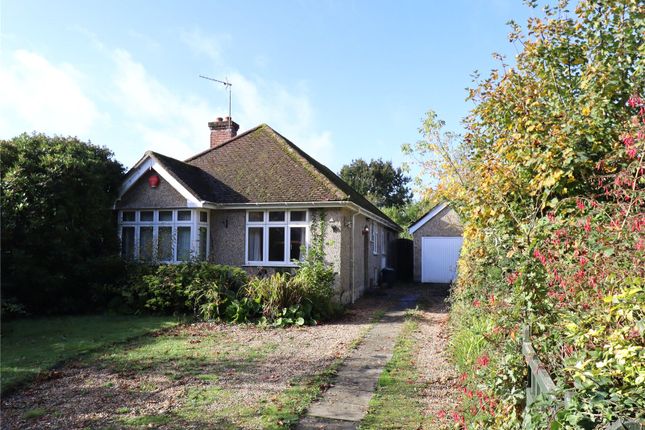 Leigh Road, New Milton, Hampshire, BH25 3 bed bungalow for sale