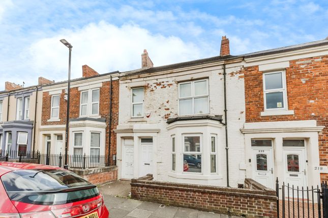 2 bedroom ground floor flat for sale