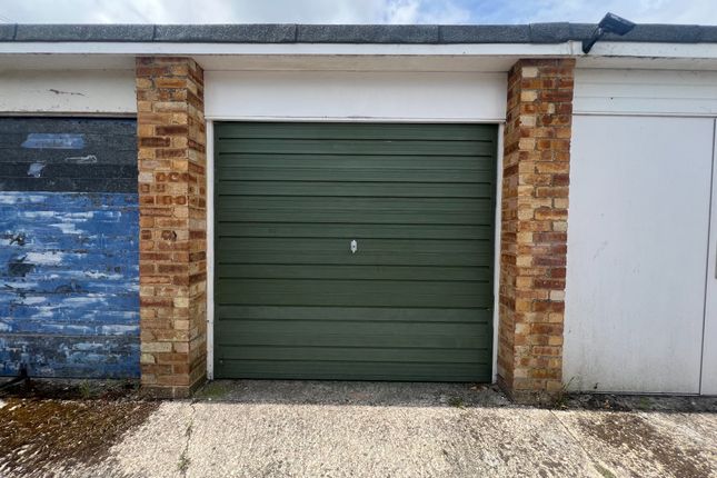 Parking/garage