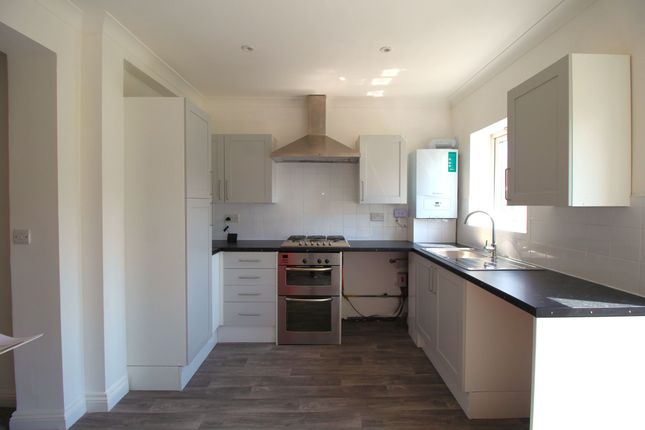Rainham RM13 3 bed terraced house for sale
