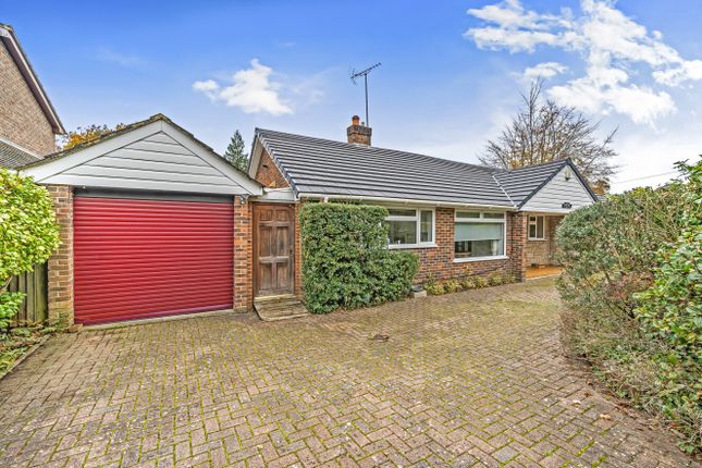 Heathfield Road, Surrey GU22 4 bed bungalow for sale