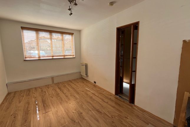1 bed flat