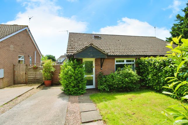 2 bedroom semi-detached bungalow for sale