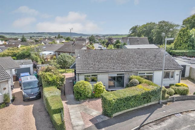 3 bedroom semi-detached bungalow for sale