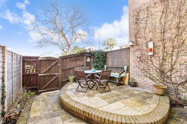 4 bed terraced house