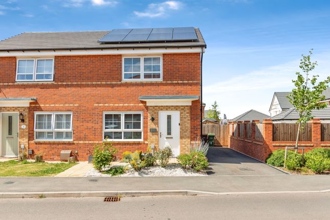 2 bedroom semi-detached house for sale