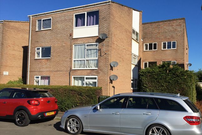 Stratton, Swindon SN3 2 bed flat for sale