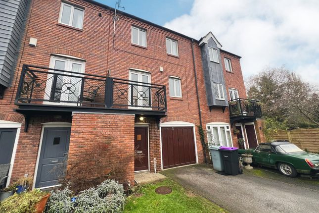 3 bed terraced house