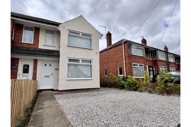 2 bedroom end of terrace house for sale
