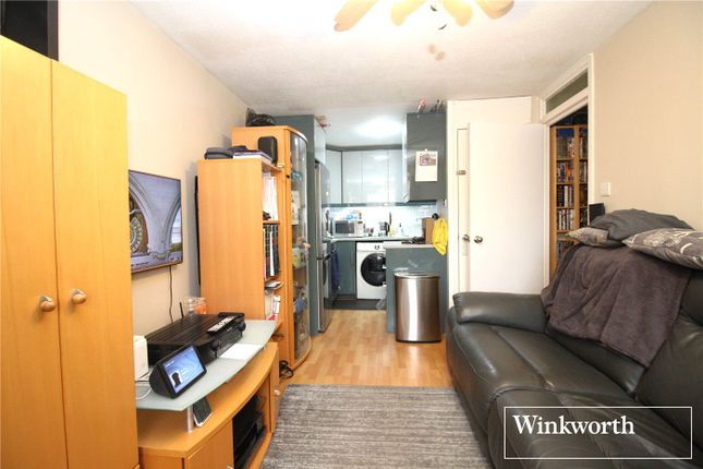 Danziger Way, Borehamwood... 1 bed apartment for sale
