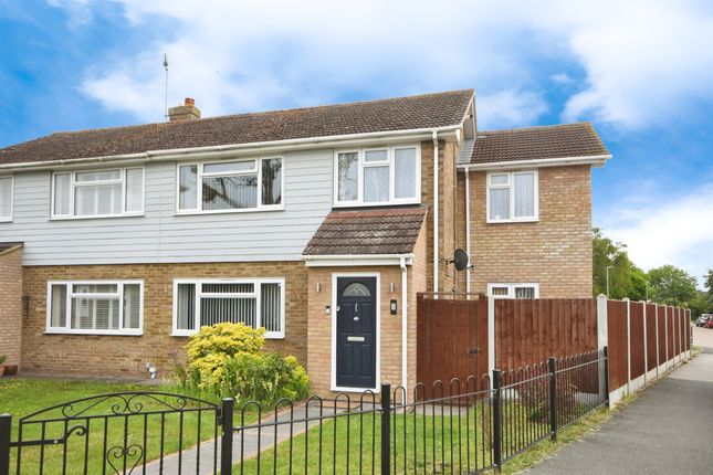 4 bedroom semi-detached house for sale