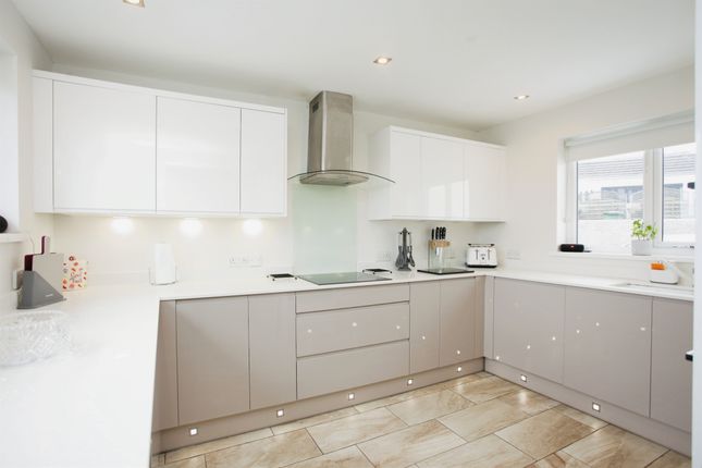 3 bed semi-detached house