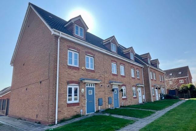 3 bedroom end of terrace house for sale