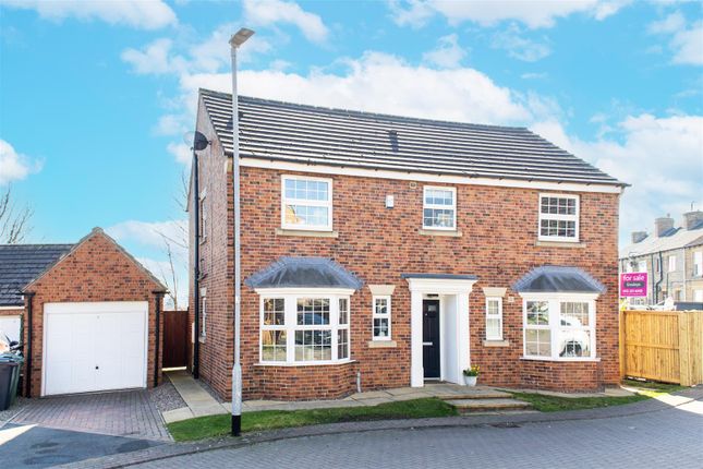4 bed detached house