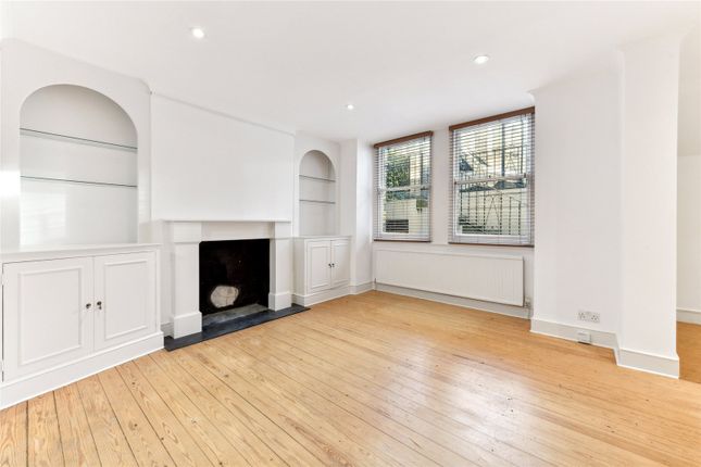 Munster Road, Fulham, London, SW6 2 bed apartment for sale