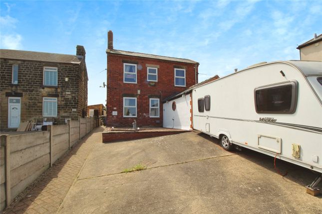 South Road, Sheffield S35 3 bed detached house for sale