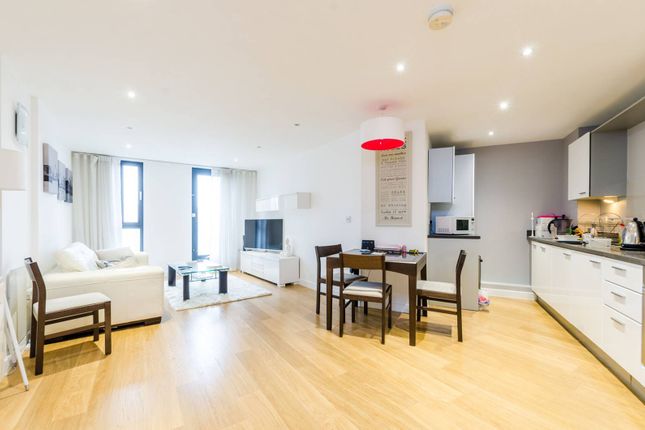 Webber Street, Southwark, London, SE1 2 bed flat for sale