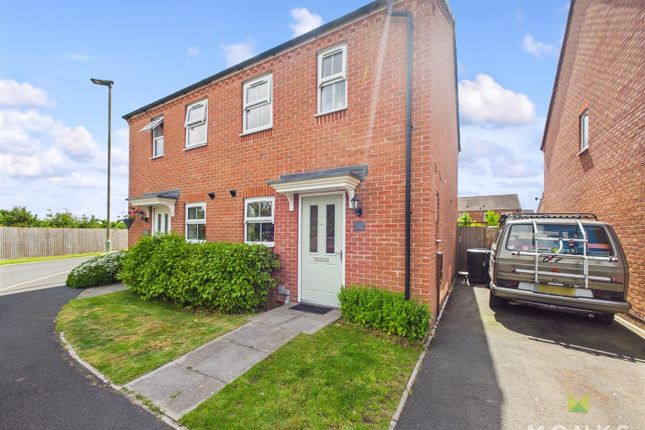 2 bedroom semi-detached house for sale