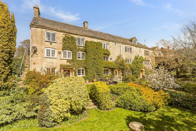 6 bed detached house