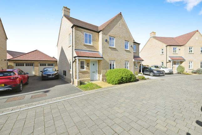 3 bed semi-detached house
