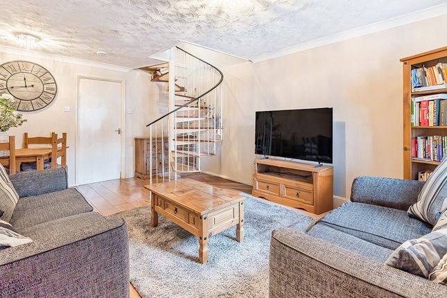 2 bed terraced house