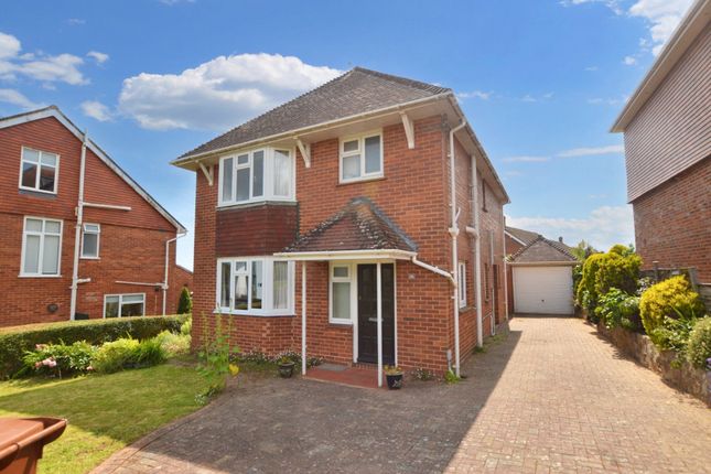 3 bed detached house