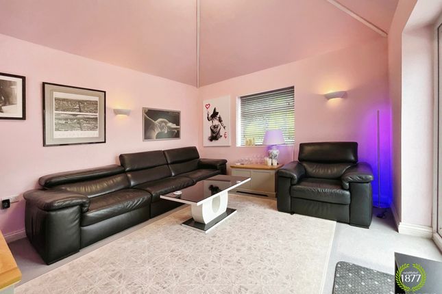2 bedroom semi-detached bungalow for sale