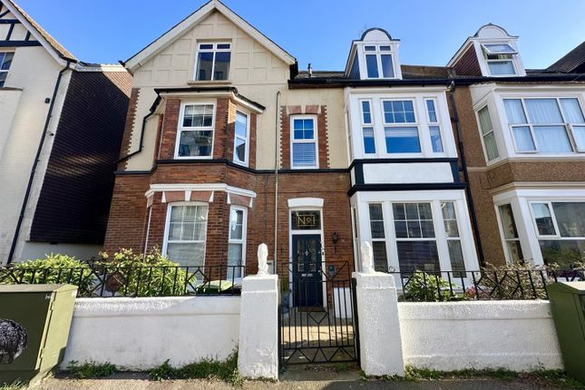2 bed flat