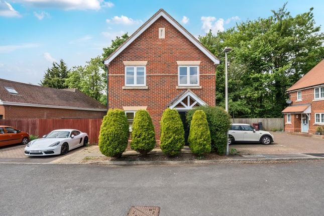 Reading,  Berkshire,  RG30 4 bed detached house for sale