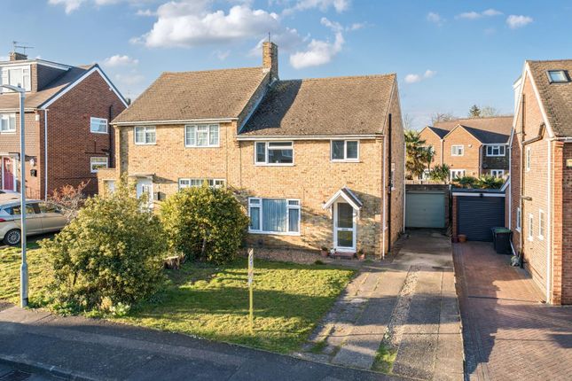 Oak Drive, Larkfield, Aylesford 3 bed semi