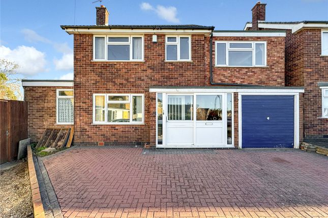 4 bed detached house