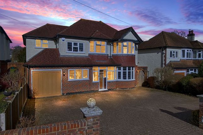 Grove Wood Hill, Coulsdon CR5 5 bed detached house for sale