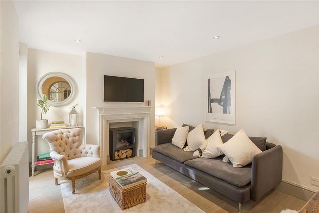 Hannell Road, Fulham, London, SW6 1 bed apartment for sale