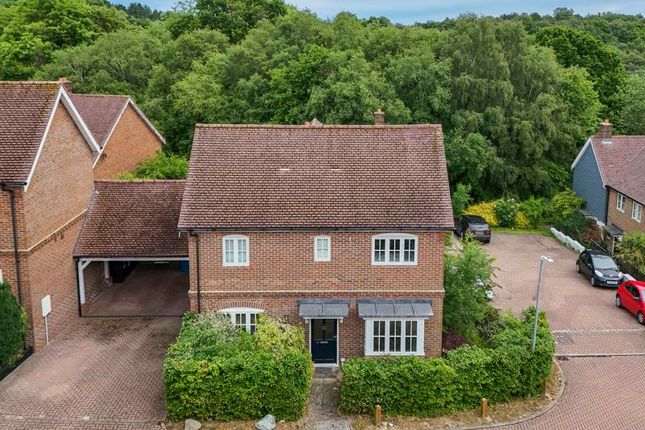 Nassau Drive, Crowborough 2 bed detached house for sale