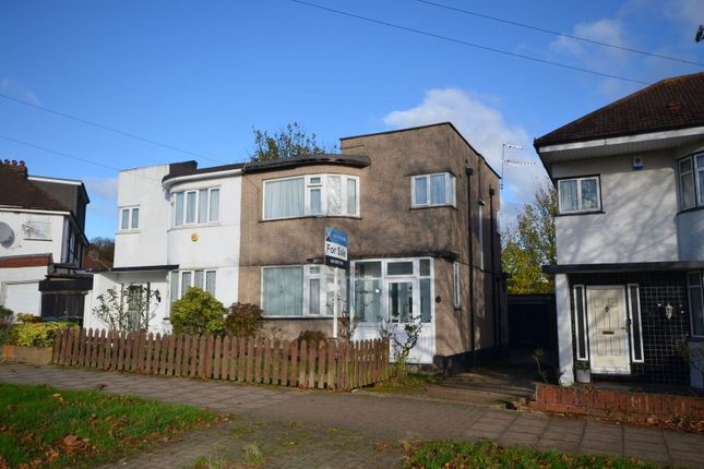 Beverley Gardens, Stanmore, HA7 3 bed semi