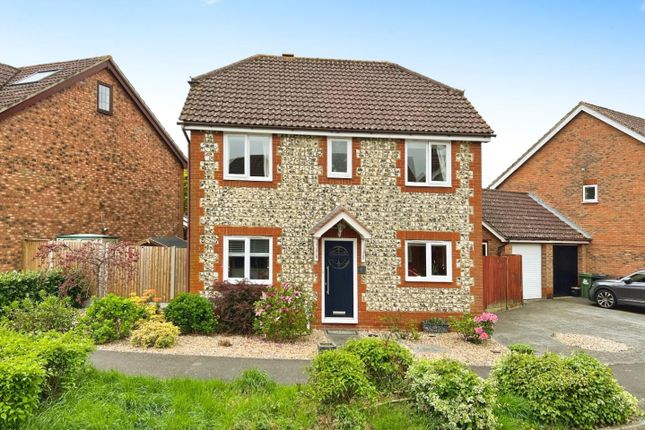 Smithy Drive, Kingsnorth 4 bed detached house for sale