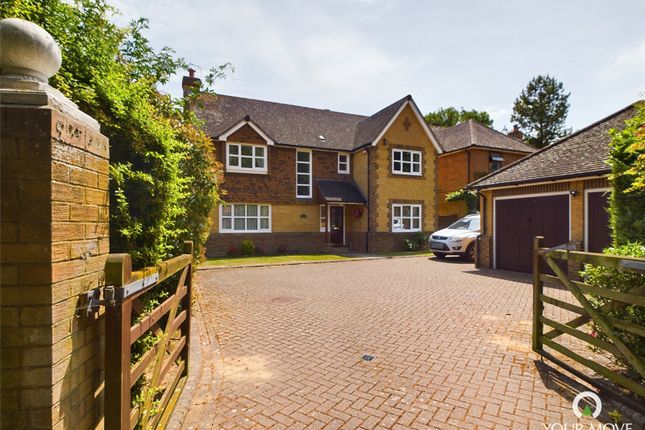 6 bedroom detached house for sale