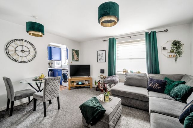 Britton Gardens, Somerset BS15 2 bed apartment for sale