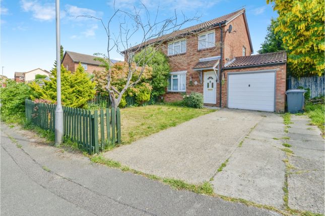 3 bed semi-detached house