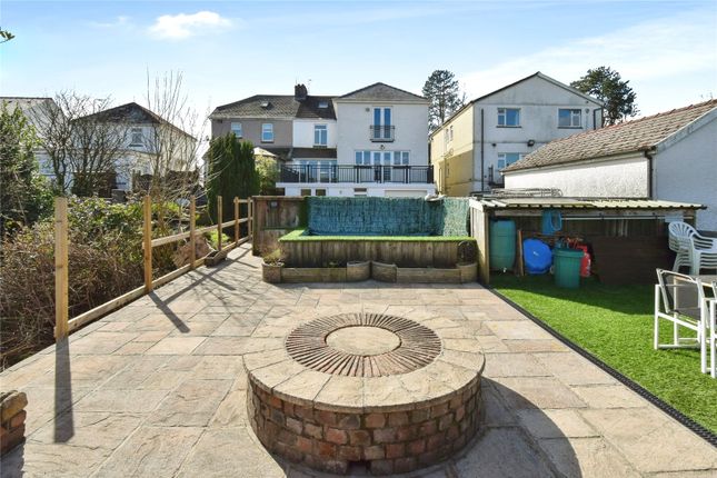 5 bed semi-detached house