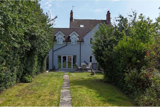 4 bedroom semi-detached house for sale