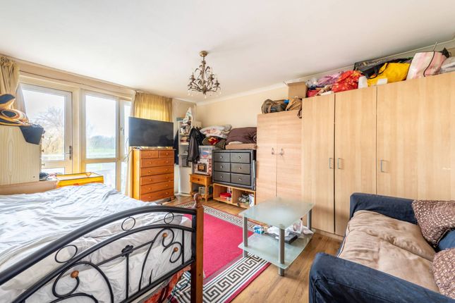 Oman Avenue, Gladstone Park, London, NW2 1 bed flat for sale