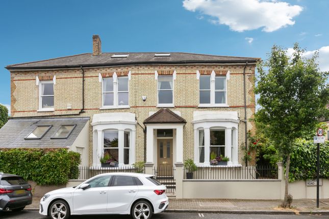 Ramsden Road, London, SW12 6 bed end of terrace house for sale