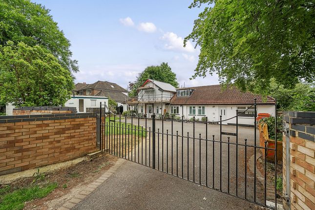 Ermyn Way, Leatherhead KT22 5 bed detached bungalow for sale