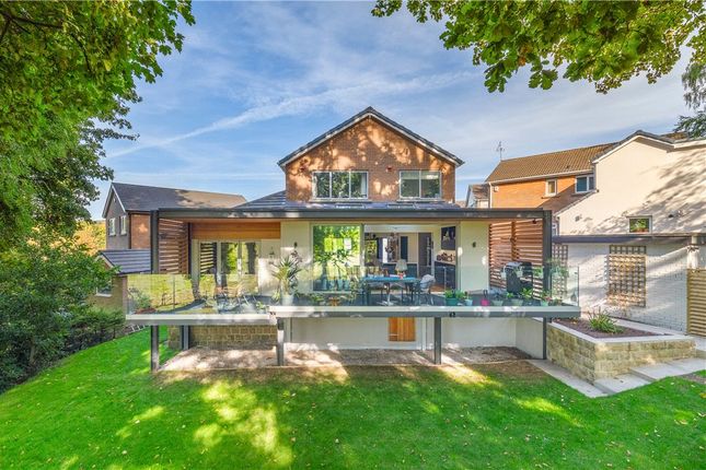 Dale View, Ilkley, West Yorkshire, LS29 5 bed detached house for sale