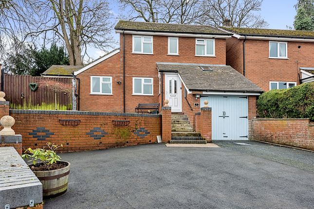 3 bed detached house