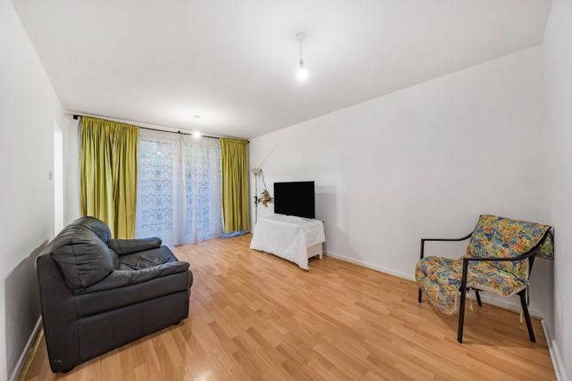 Barton Close, London, SE15 1 bed apartment for sale