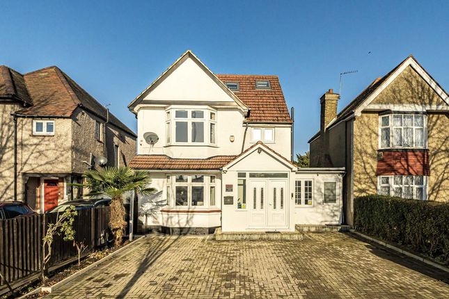 Great West Road, Hounslow TW5 5 bed detached house for sale