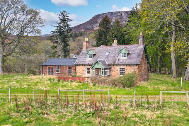 3 bedroom cottage for sale